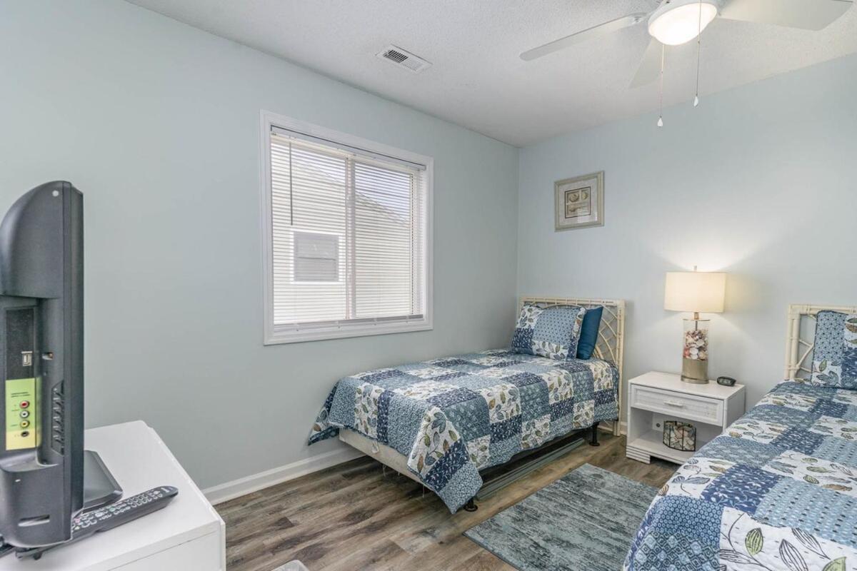 Apartamento Lazy Days Beach Getaway Myrtle Beach Exterior foto